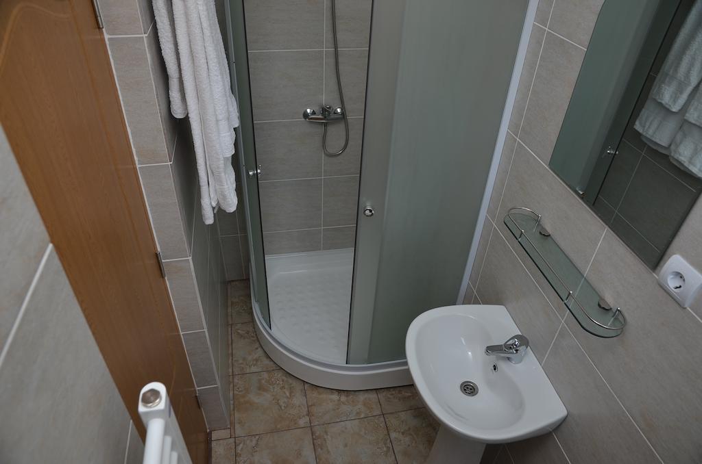 Pensiunea Poezii Alese Valea Drăganului Habitación foto